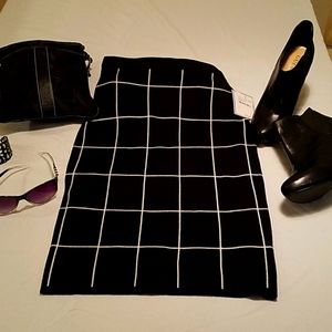 NWT Black and Cream Sweater Pencil Skirt